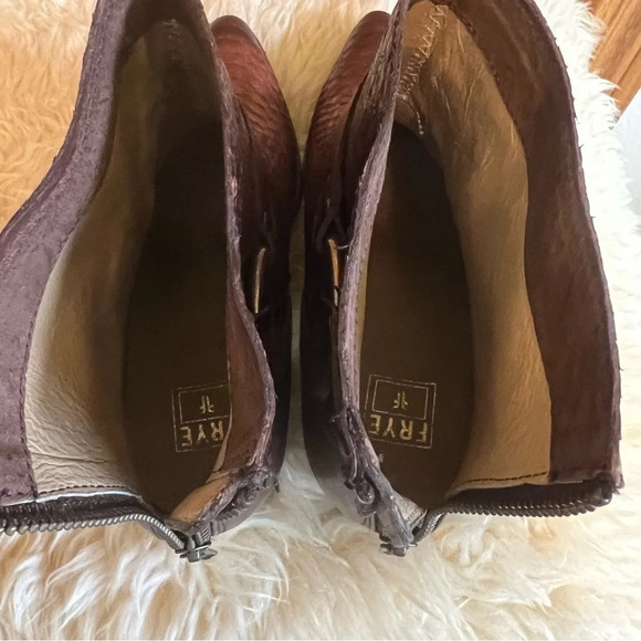 Frye Zoe Ring Leather Short Boots Sz-7 - Picture 6 of 9
